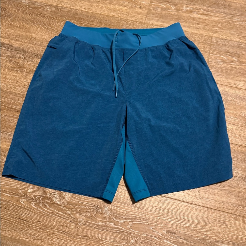 Lululemon Men’s Shorts Large
